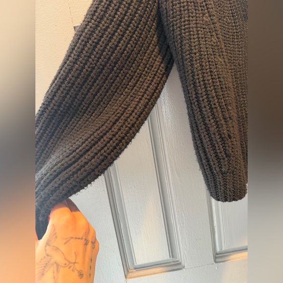 black Gap cardigan - Picture 7 of 11